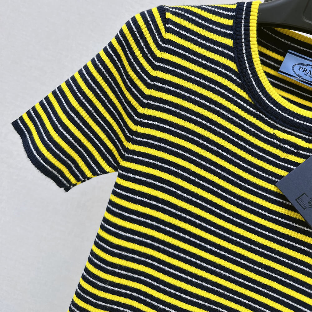 Pra*a WOMEN SHIRT(size:S|M|L)