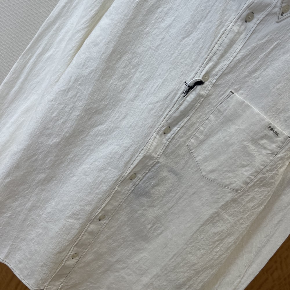 Pra*a UNISEX SHIRT(size:39|40|41|42)