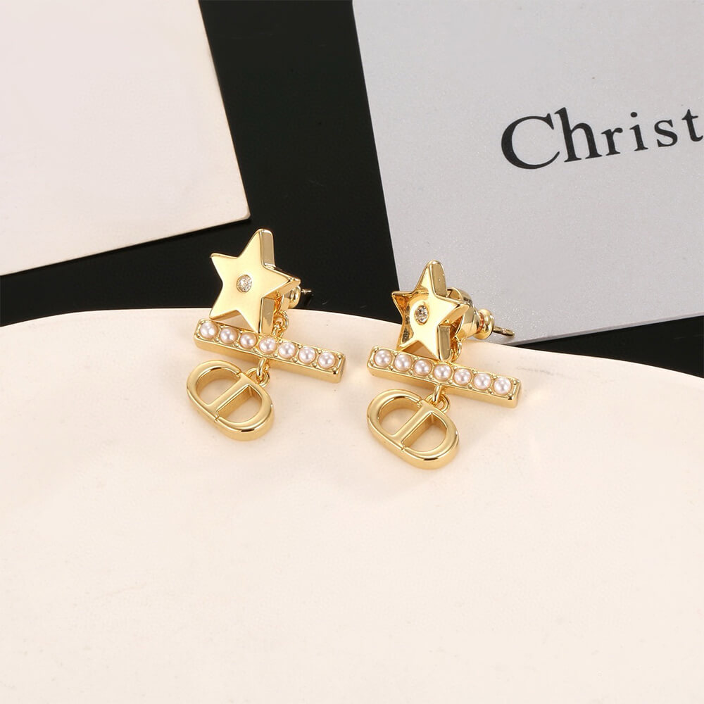 D10r EARRINGS
