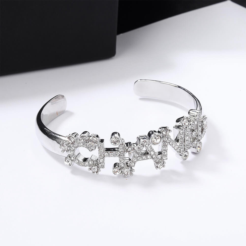 Ch**el bracelet