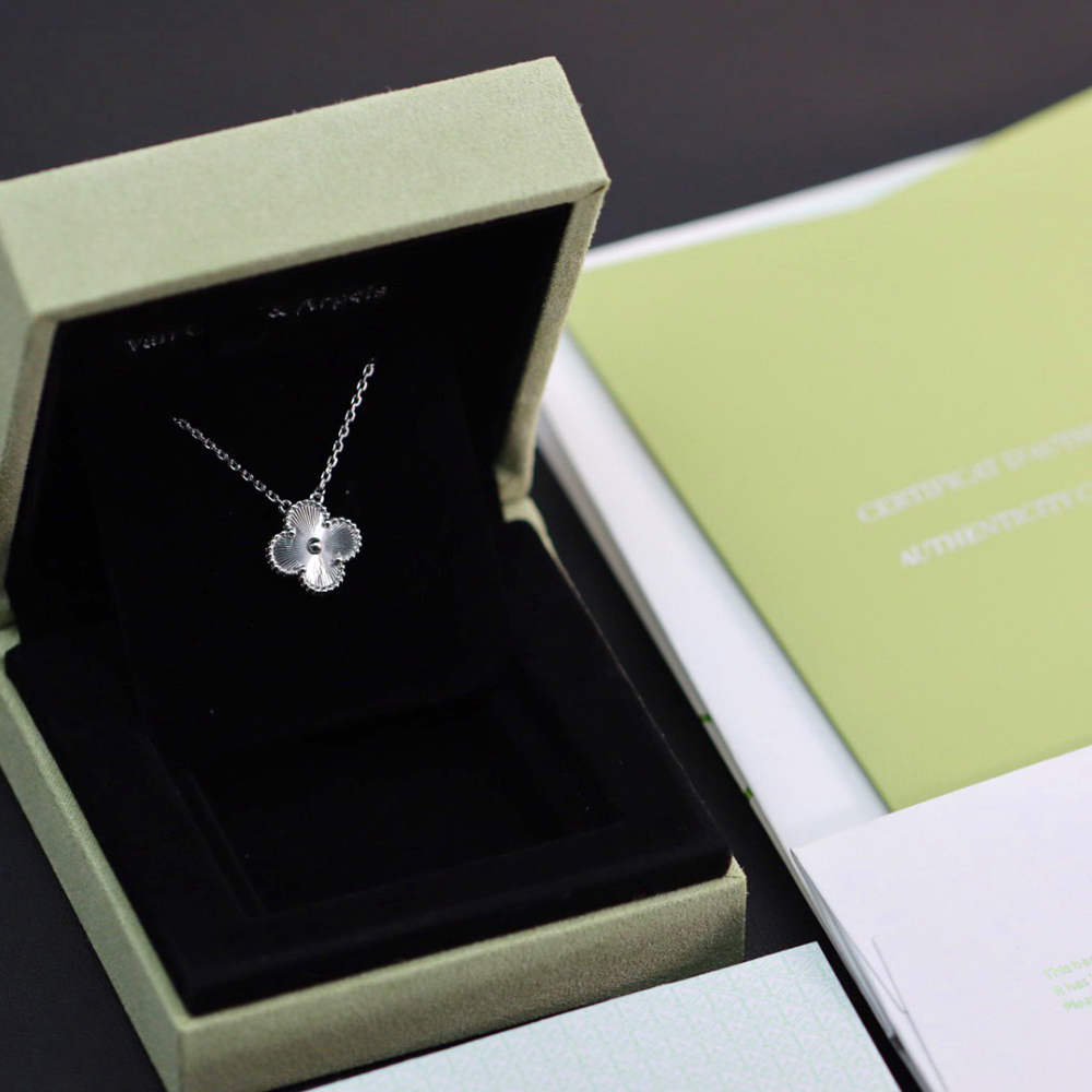 V*n Cl**f & ARPELS Alhambra Necklace(HIGH-END GRADE)