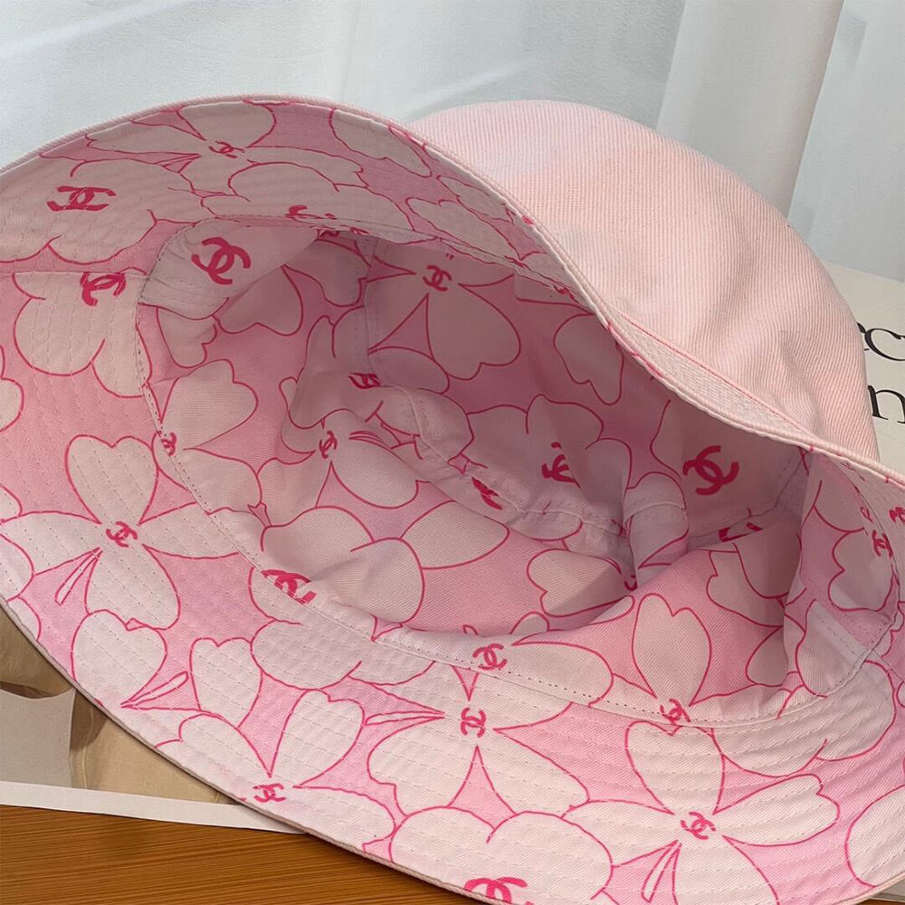 Ch**el hat