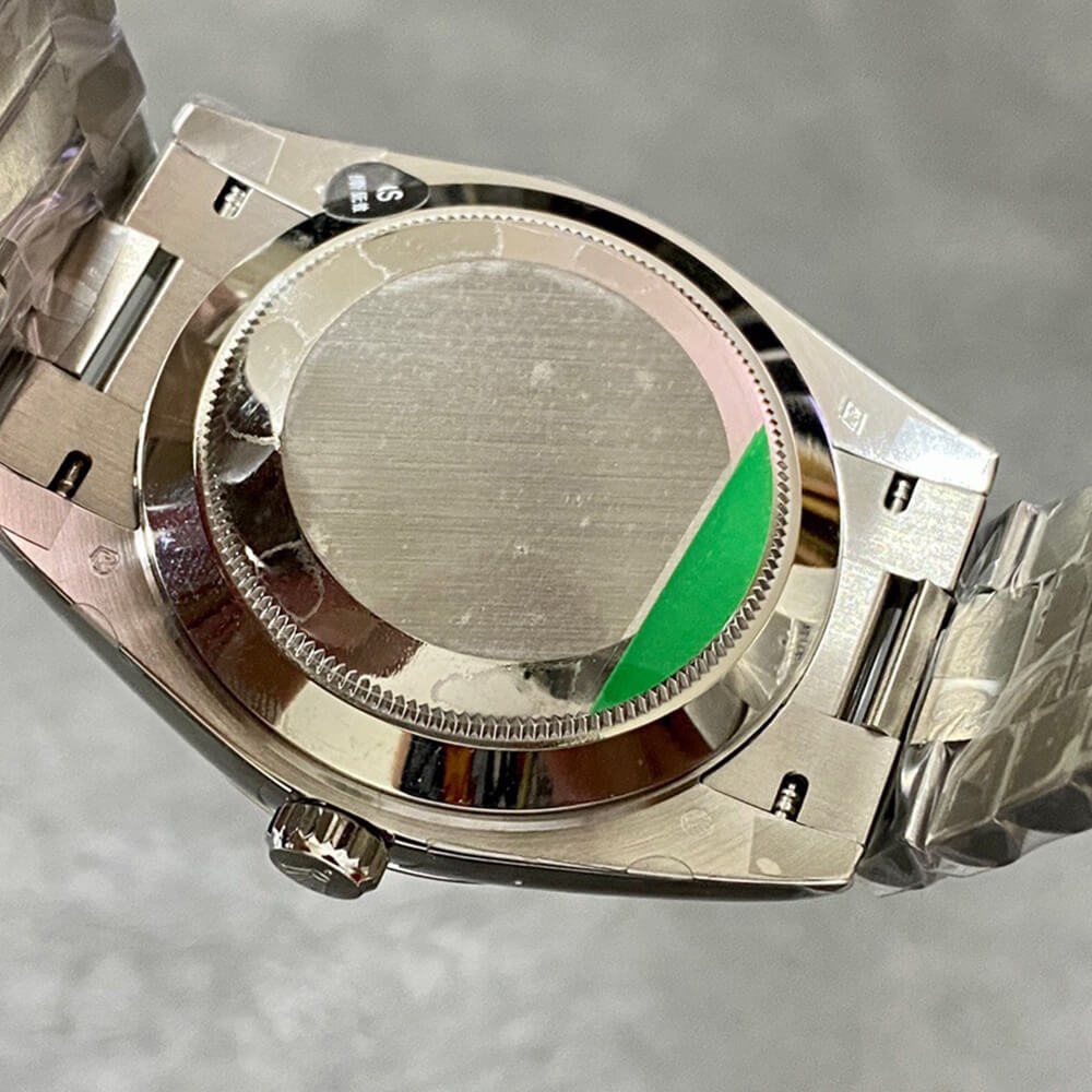 R01ex Day-Date 40