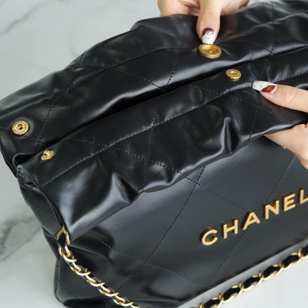 Ch**el 22 HANDBAG