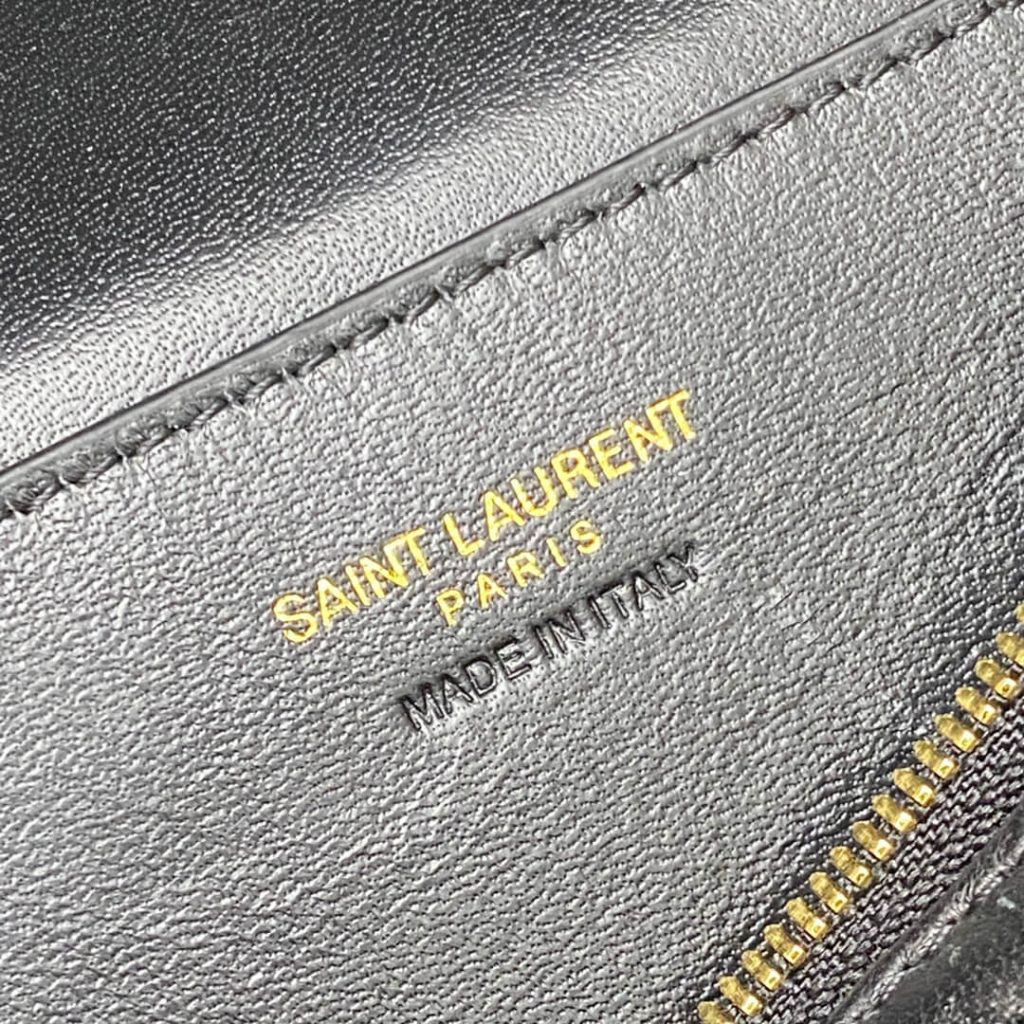 Y51 GABY lambskin cosmetic bag