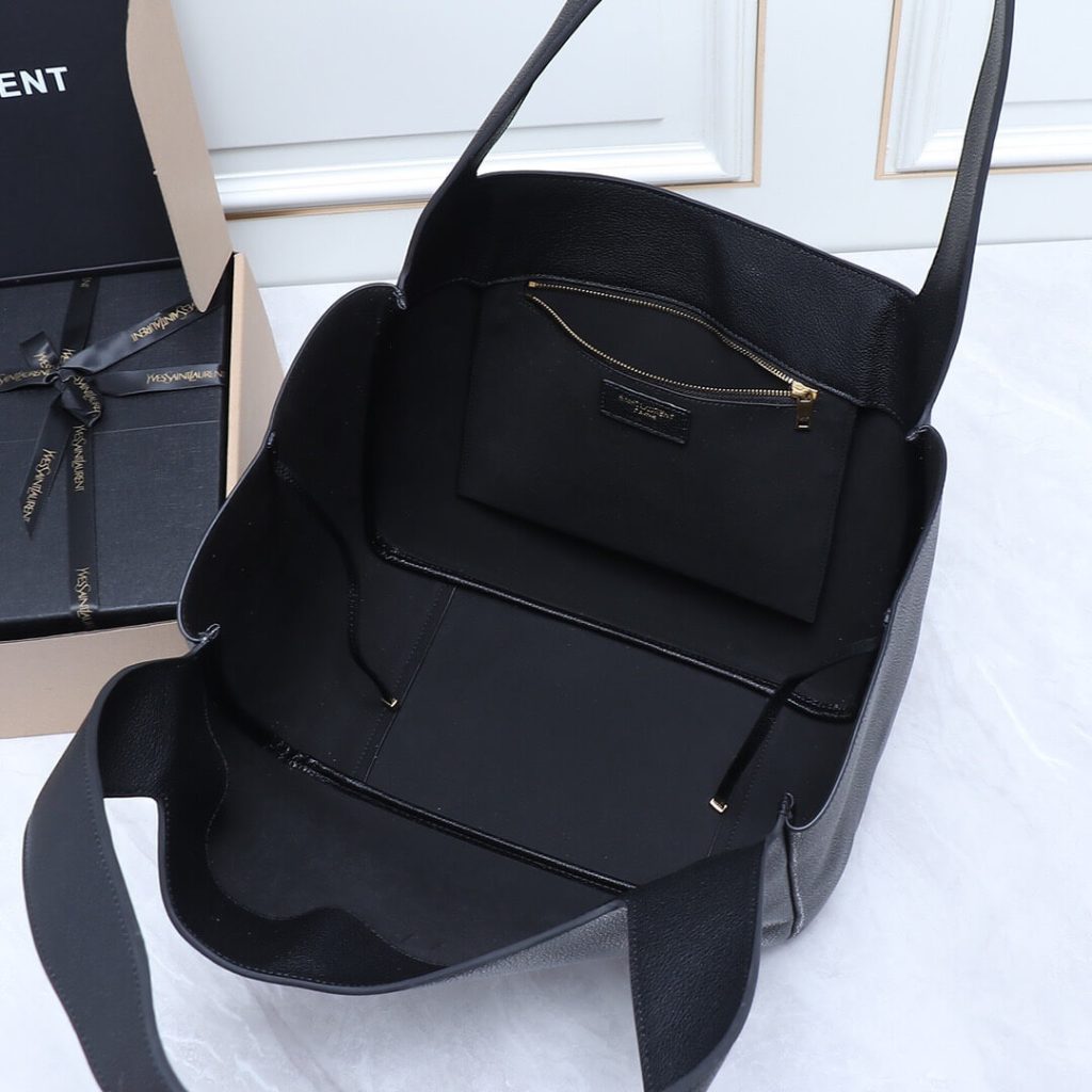 Y51 LE 5 A 7 BEA IN GRAINED LEATHER