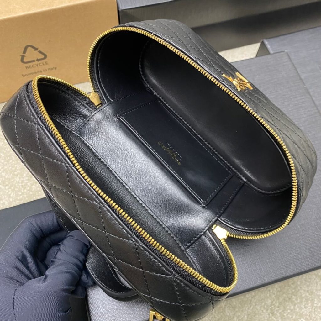 Y51 GABY lambskin cosmetic bag
