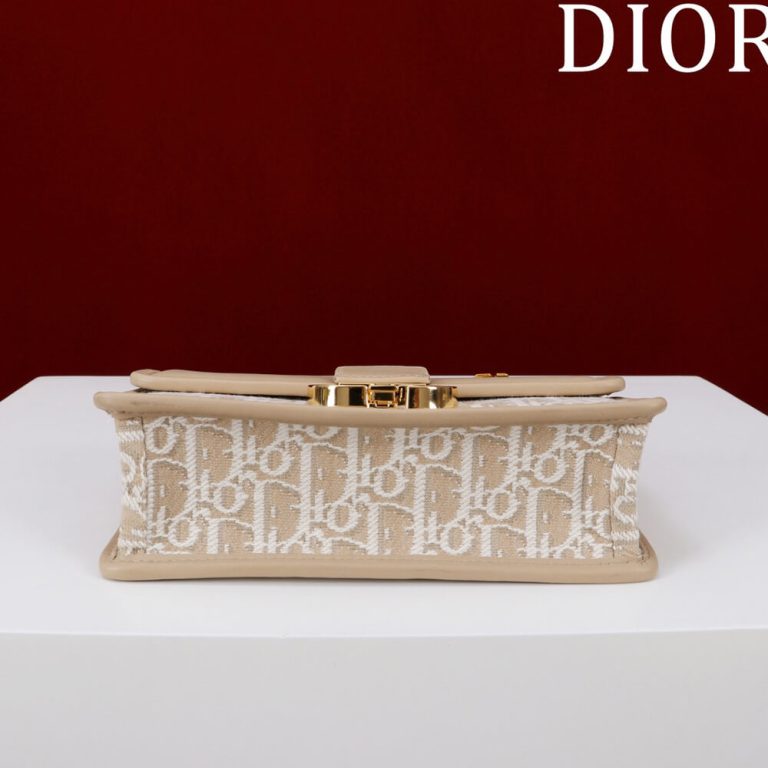 D10r 30 Montaigne East-West Bag with Chain(HIGH-END GRADE)