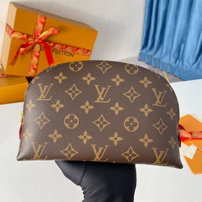LV Cosmetic Pouch GM(HIGH-END GRADE)