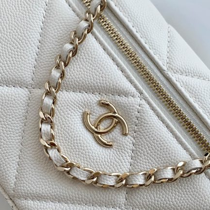 Ch**el Vanity with Chain(high-end grade)
